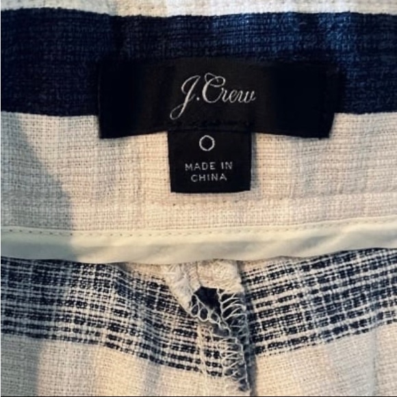 j. Crew High-Rise Grasscloth Sailor Shorts in Navy/Ivory Stripes Size 0 (26) - Picture 8 of 9